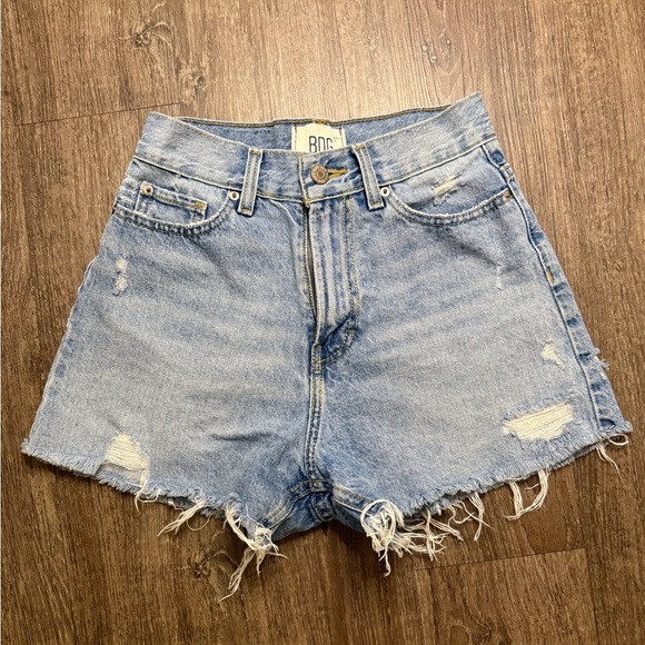 BDG Pants - BDG A-Line High Rise Distressed Denim Shorts Size 25 Light Wash Frayed Hem